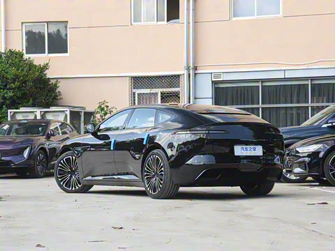 2025�� �Ŀ� Ultra���������