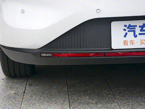 2025�� 600 �������� Max