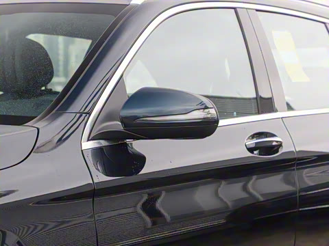 2022�� �Ŀ� GLC 300 L 4MATIC ������