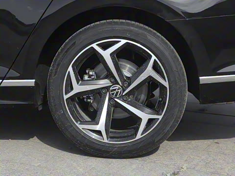 2025�� �Ŀ�� ������ 280TSI DSG������