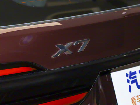 2024�� xDrive40i ������M�˶���װ