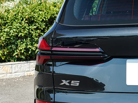 2025�� xDrive 40Li M�˶���ҹ��װ