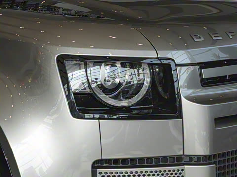 2025�� 110 3.0T P400 X-Dynamic HSE