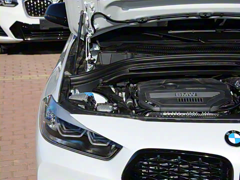 2023�� sDrive25i M�˶���ҹ��