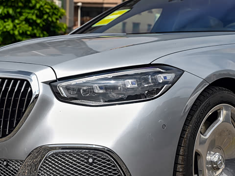 2025�� �Ŀ� S 680 4MATIC