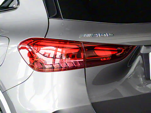 2025�� AMG GLA 35 4MATIC