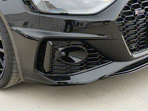 2023�� RS4 Avant ���װ�