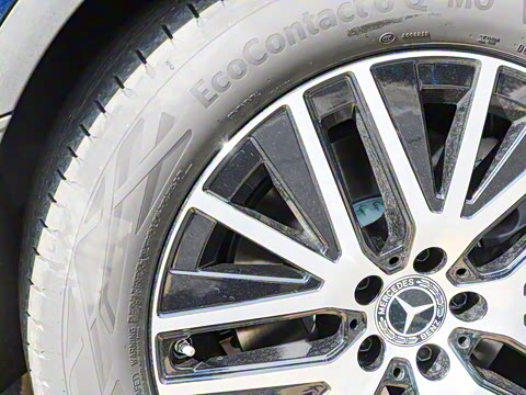 2023�� GLC 260 4MATIC ����SUV