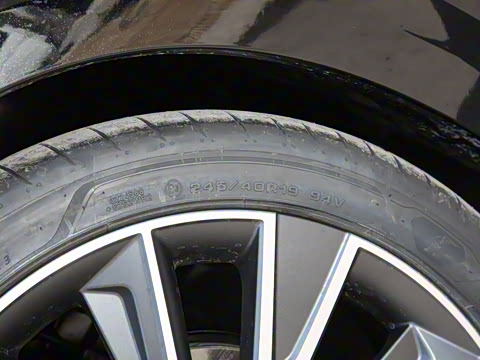 2022�� 2.0TD Plus