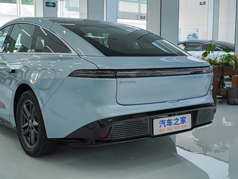 2025�� 555���˰�