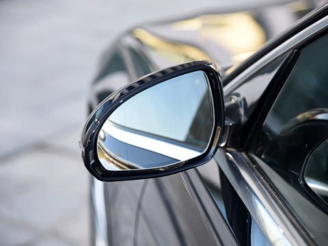 2022�� �Ŀ� S 400 L ������