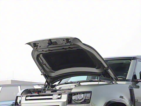 2023�� 110 3.0T P400 X-DYNAMIC HSE