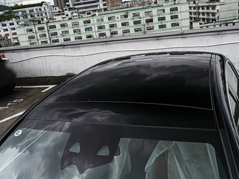 2025�� �Ŀ� E 300 L ʱ����