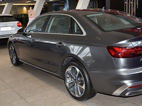 2022�� 40 TFSI ʱ�ж�����