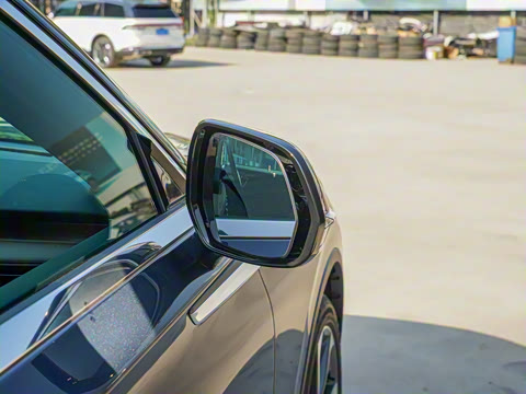 2022�� 3.0T V6 ����������