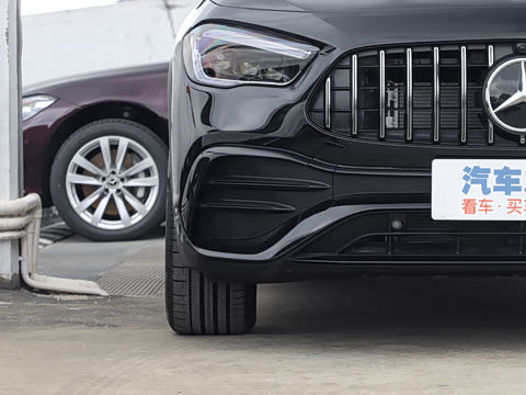 2022�� AMG GLA 35 4MATIC