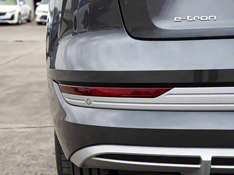 2021�� 50 quattro ������