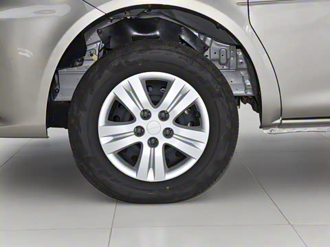 2024�� M5 1.6L ������7��CNG