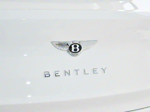 2026�� 4.0T V8 ������