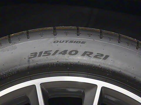 2025�� �Ŀ� GLE 450 4MATIC ������