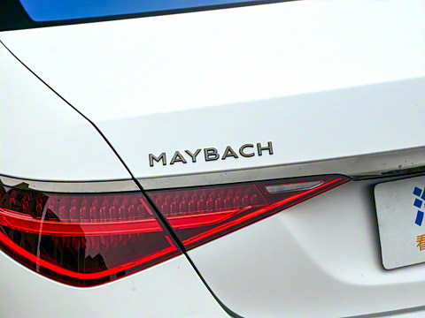 2025�� �Ŀ� S 680 4MATIC ��ҹ��