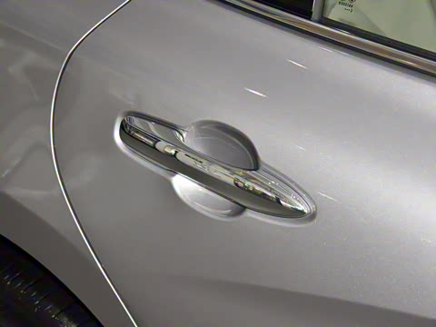 2023�� 2.0L XLE������