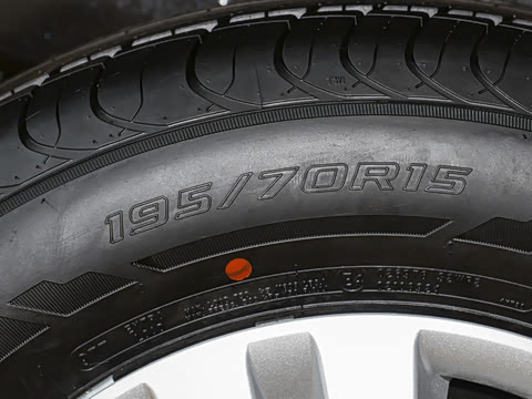 2025�� M5 1.6L ���������� 9��