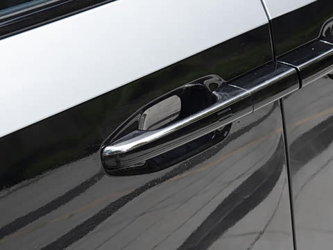 2025�� Ǭ��ϵ�� Ultra ͷ�Ȳ�