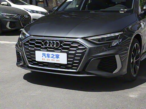 2023�� �Ŀ� Sportback 35 TFSI ʱ���˶���