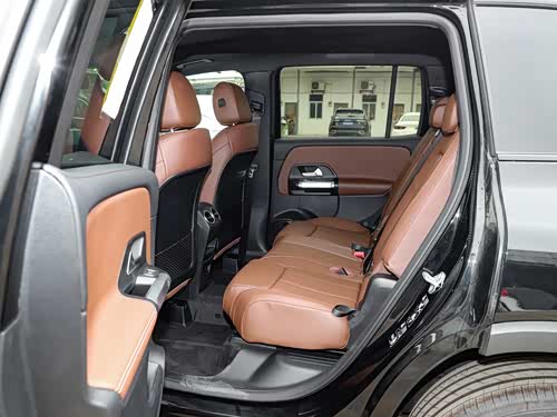 >奔驰glb 23款220 4matic67684条空间舒适体验 奔驰glb13155条车机