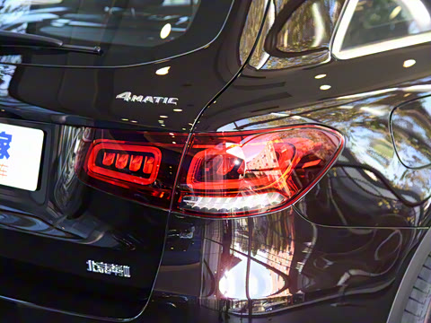 2022�� GLC 300 L 4MATIC ������