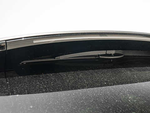 2025�� Ultra ���ܻ��°�