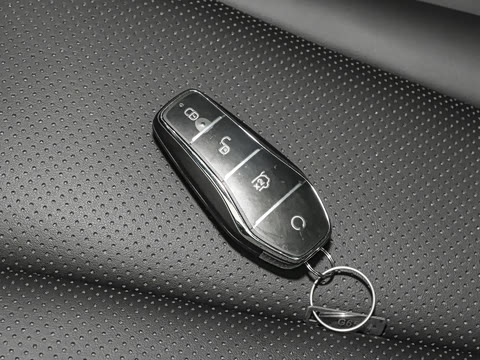 2025�� EV 470KM������