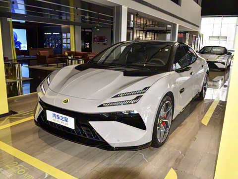 2025�� 600 ������