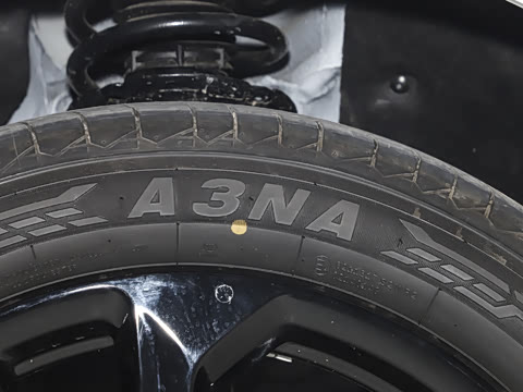 2025�� 117km ��ΪPLUS��