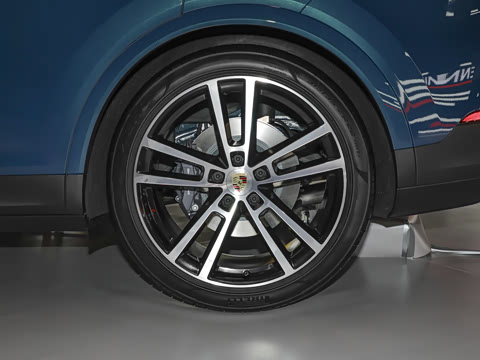 2024�� Cayenne 3.0T