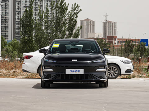 2025�� 130km EM-i ������