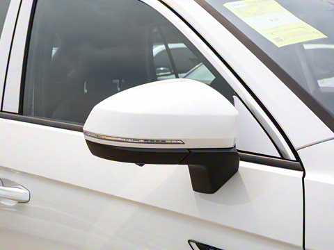 2023�� �Ŀ� 380TSI ����R-Line Pro�ǻ۰�