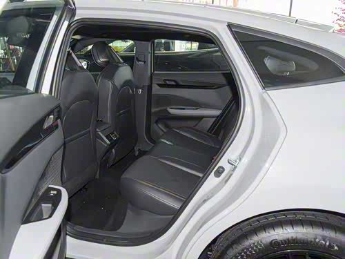 【图】长安uni-v 2022款 1.5t 卓越型报价_图片_长安_汽车之家