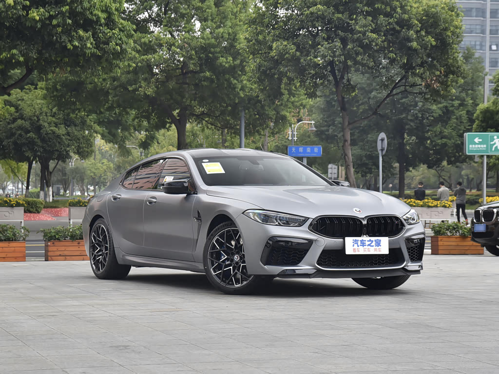 BMW M8 I (F91/F92/F93), Кабриолет: фото поколения