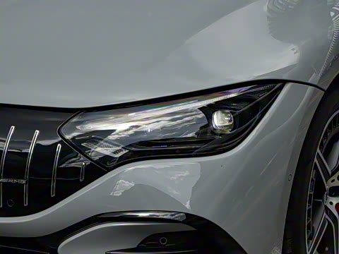 2023�� AMG EQE 53 4MATIC+