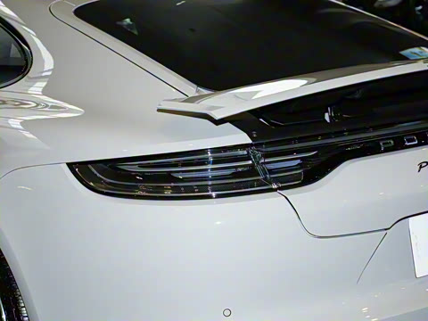 2021�� Panamera Turbo S �����ӳ��� 4.0T