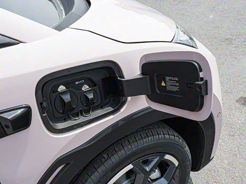 2025�� �Ǽݰ� 405km �����