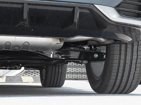 2025�� quattro 45�����ذ� 40TFSI ʱ�ж�����