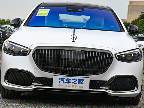 2025�� �Ŀ� S 680 4MATIC ��ҹ��