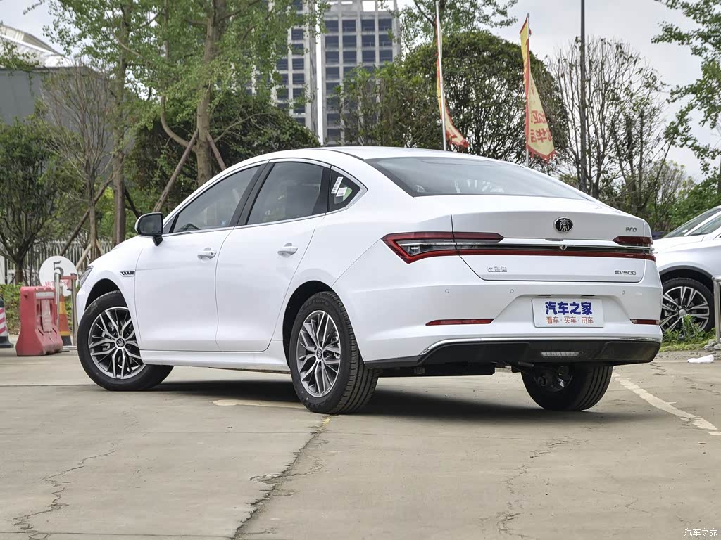 秦pro新能源 2019款 ev 超能版 高功率智联领动型 4901749图片_比亚迪