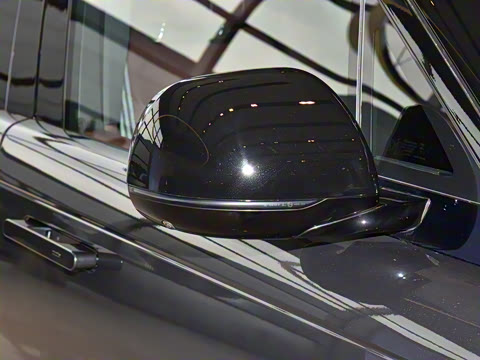 2025�� 3.0 L6 400PS �����ӳ���