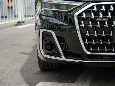 2026�� A8L 45 TFSI quattro ������