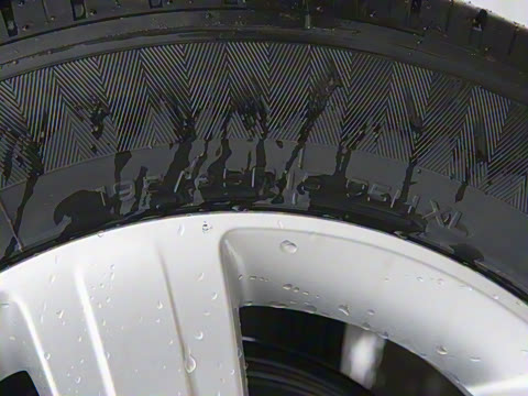 2023�� 2.0L �ͳ�����ʨ 9��