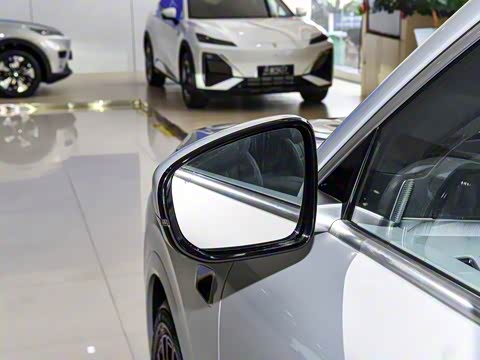 2025�� ����Ultra+